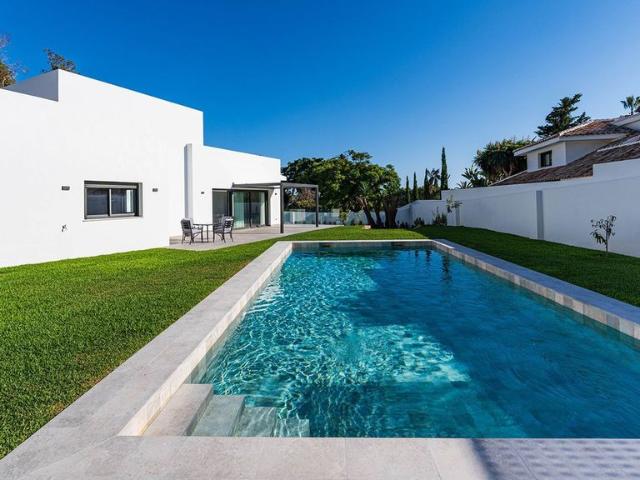 Casa en venta en Divina Pastora, Costa del Sol Occidental