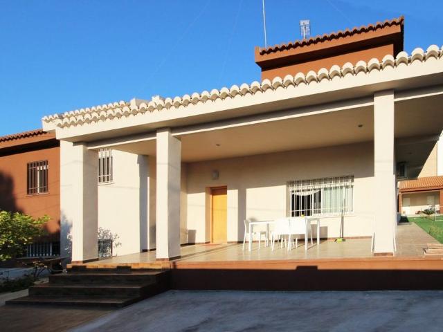 Casa en venta en Santa Apolonia, l'Horta Sud