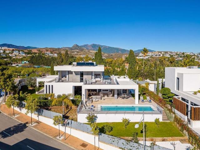 Casa en venta en Resinera-Voladilla, Costa del Sol Occidental