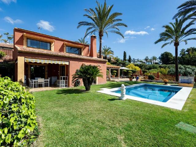 Casa en venta en Divina Pastora, Costa del Sol Occidental