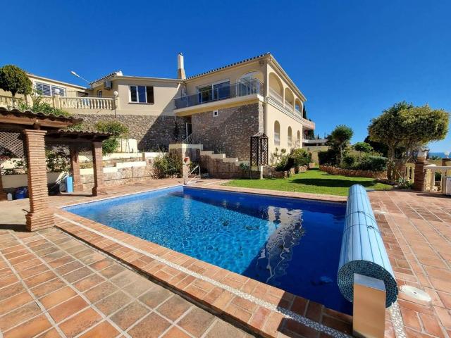 Casa en venta en Torrequebrada, Costa del Sol Occidental