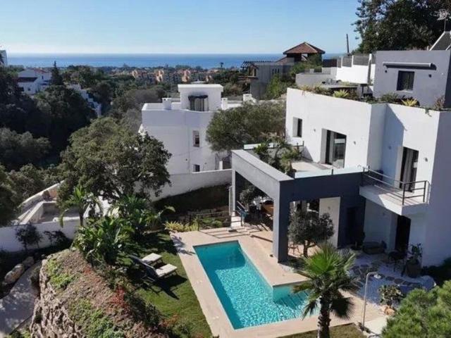 Casa en venta en Rícmar, Marbella