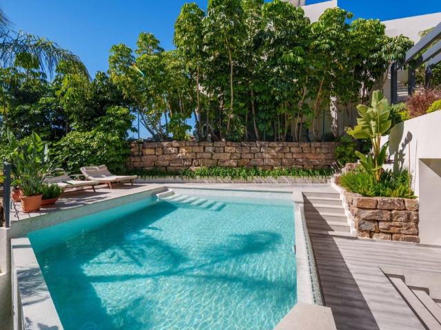 Casa en venta en Barriada Islas Canarias, Costa del Sol Occidental