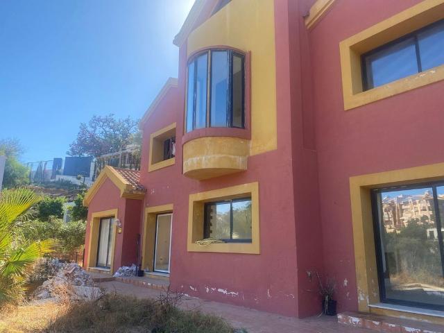 Casa en venta en Rícmar, Marbella