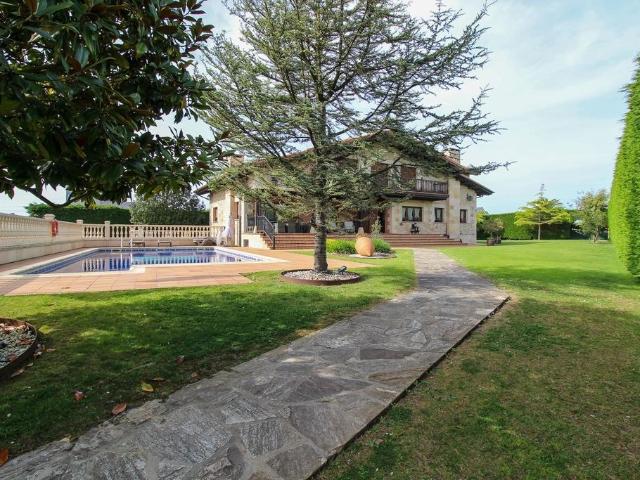 Casa en venta en Soto de la Marina, Santa Cruz De Bezana