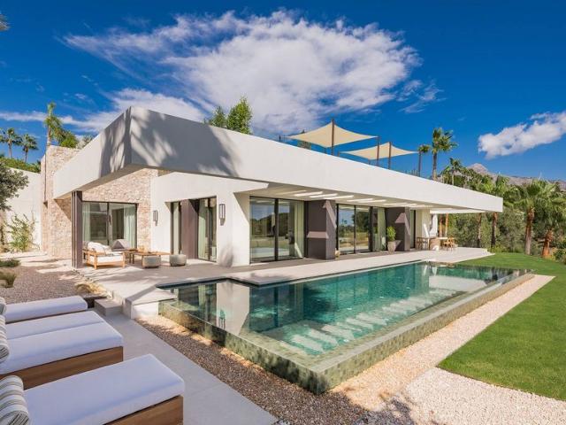 Casa en venta en Nueva Andalucía, Costa del Sol Occidental