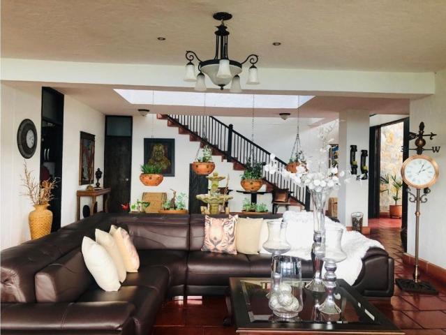 Exclusiva casa de campo en alquiler Envigado, Colombia