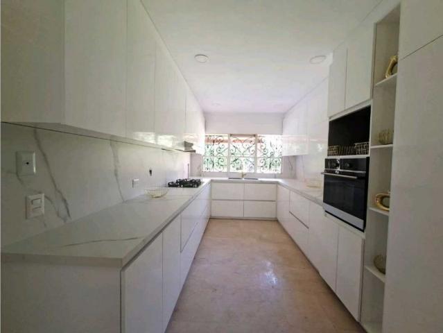 Casa de campo de alto standing de 5 dormitorios en alquiler Medellín, Departamento de Antioquia