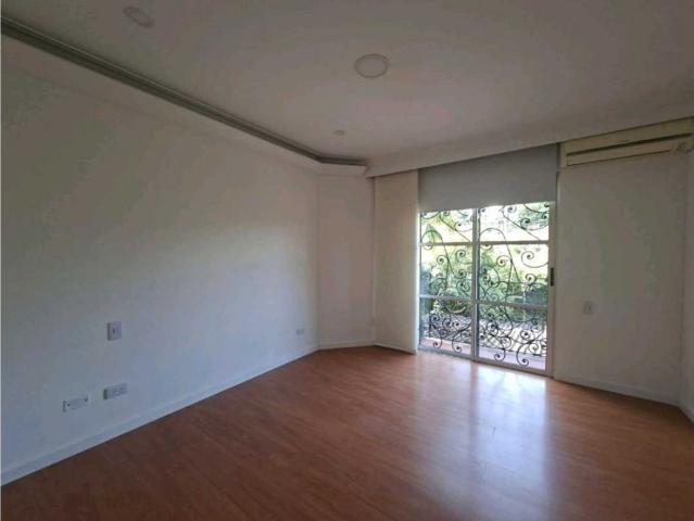 Casa de campo de alto standing de 5 dormitorios en alquiler Medellín, Departamento de Antioquia