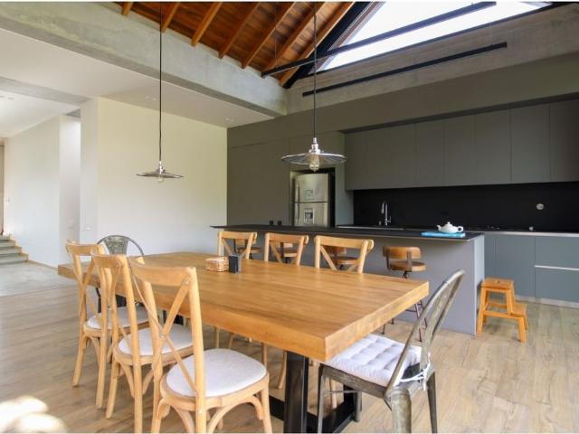 Casa de campo de alto standing de 3 dormitorios en alquiler Medellín, Colombia