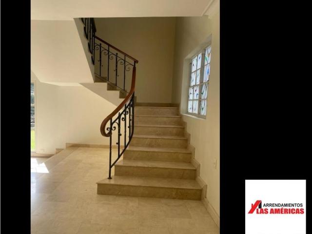 Casa de campo de alto standing de 3 dormitorios en alquiler Medellín, Departamento de Antioquia