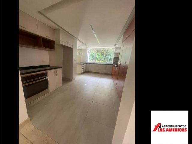Casa de campo de alto standing de 3 dormitorios en alquiler Medellín, Departamento de Antioquia