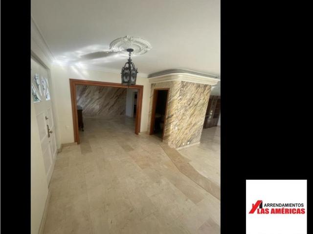 Casa de campo de alto standing de 3 dormitorios en alquiler Medellín, Departamento de Antioquia