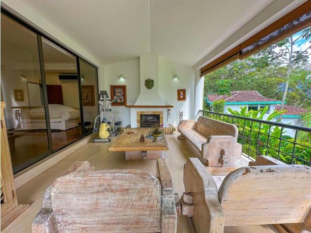 Casa de campo de alto standing de 3 dormitorios en alquiler Medellín, Colombia