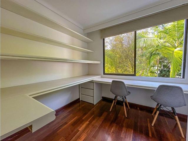 Casa de campo de alto standing de 3 dormitorios en alquiler Medellín, Colombia