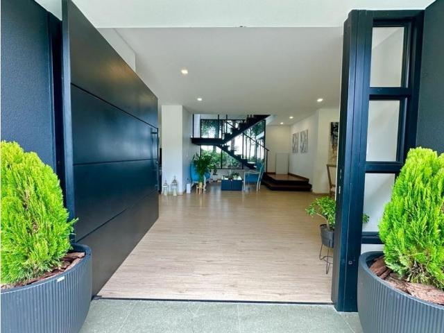 Exclusiva casa de campo en alquiler Medellín, Departamento de Antioquia