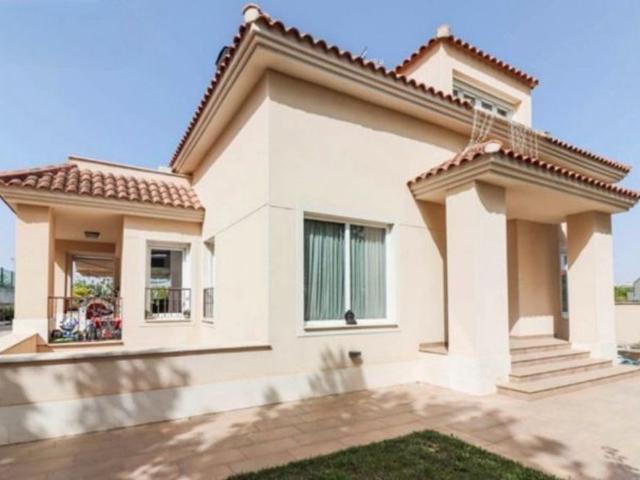 Chalet en venta en Aranjuez, Madrid