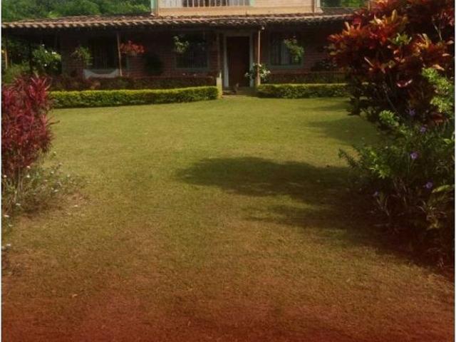 Exclusiva casa de campo en venta Copacabana, Colombia