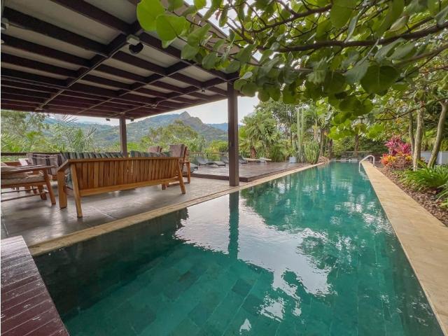 Exclusiva casa de campo en venta Copacabana, Colombia