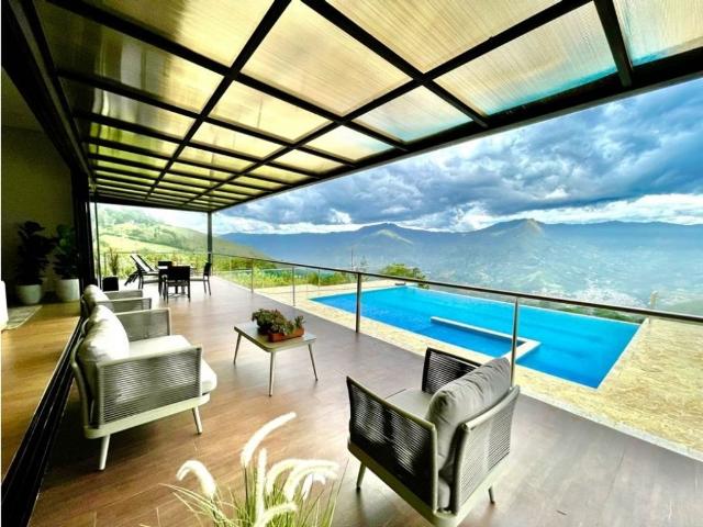 Exclusiva casa de campo en venta Copacabana, Colombia