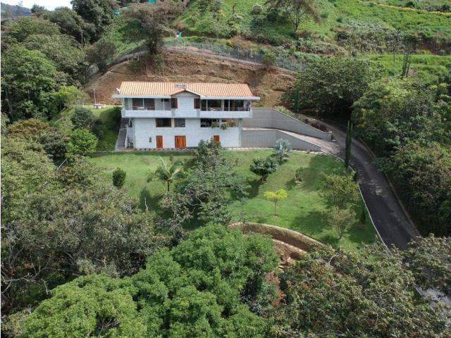 Exclusiva casa de campo en venta Copacabana, Colombia