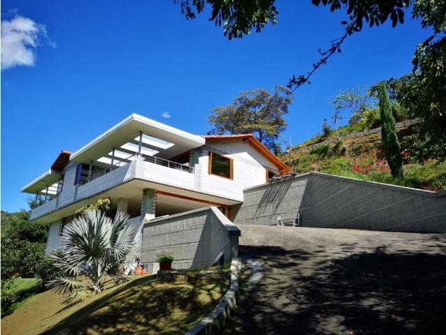 Exclusiva casa de campo en venta Copacabana, Colombia