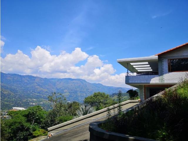 Exclusiva casa de campo en venta Copacabana, Colombia