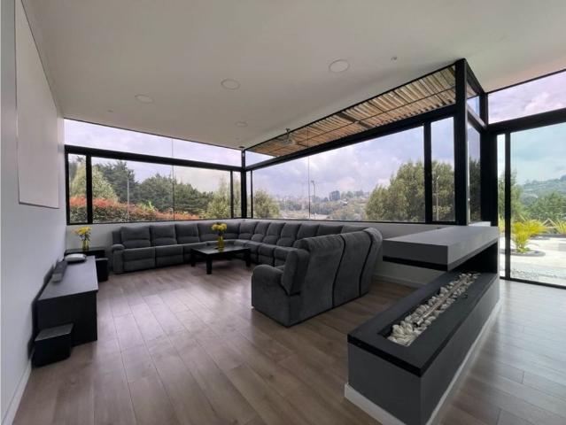 Exclusiva casa de campo en venta Envigado, Colombia