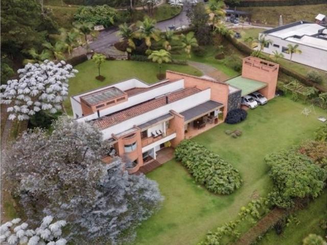 Casa Campestre en venta en Antioquia, Valle de Aburrá