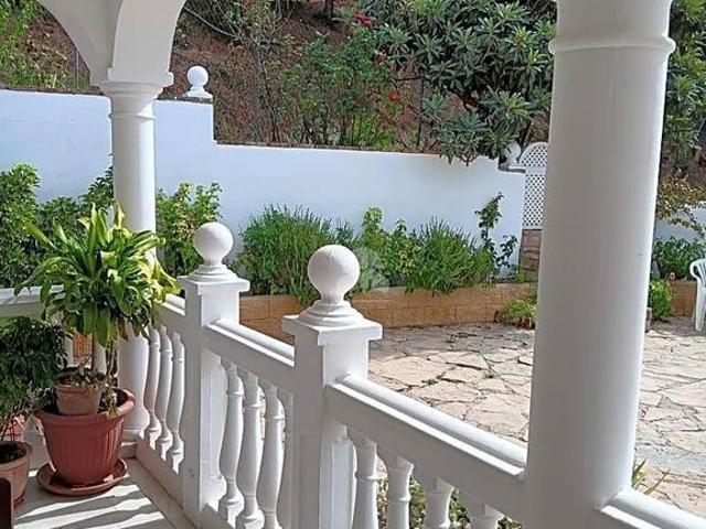 Casa en venta en Alcazaba Beach, Costa del Sol Occidental