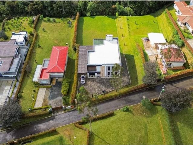 Exclusiva casa de campo en venta Guarne, Colombia