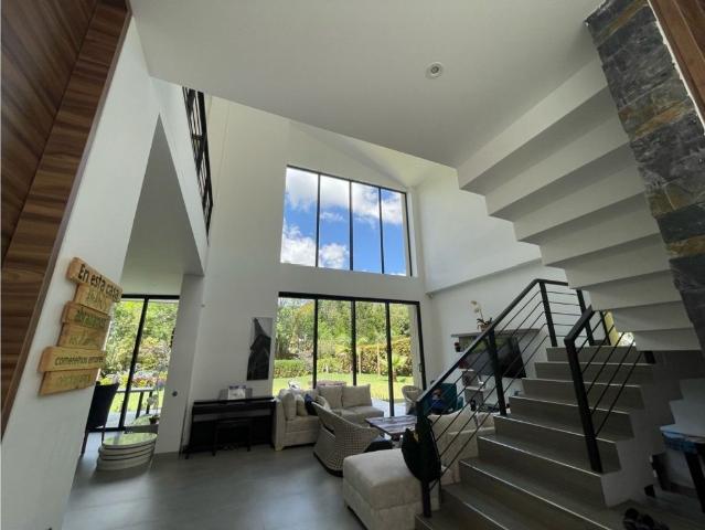 Exclusiva casa de campo en venta Guarne, Colombia