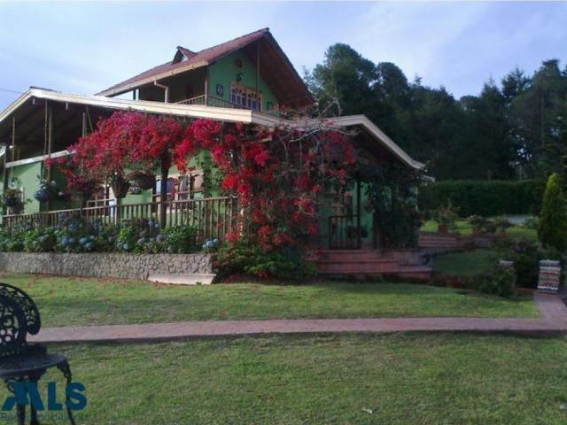 Exclusiva casa de campo en venta Guarne, Colombia
