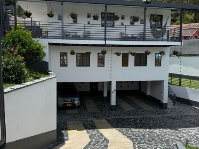Exclusiva casa de campo en venta Guarne, Colombia
