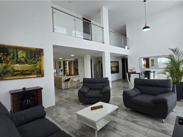 Exclusiva casa de campo en venta Guarne, Colombia