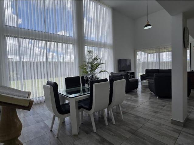 Exclusiva casa de campo en venta Guarne, Colombia