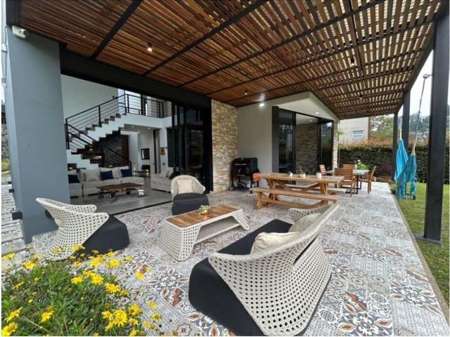 Exclusiva casa de campo en venta Guarne, Departamento de Antioquia