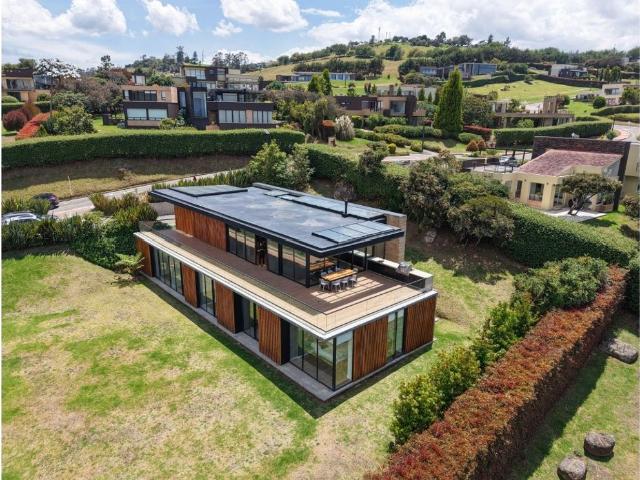 Exclusiva casa de campo en venta La Calera, Cundinamarca