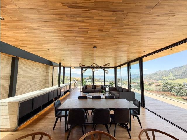 Exclusiva casa de campo en venta La Calera, Cundinamarca