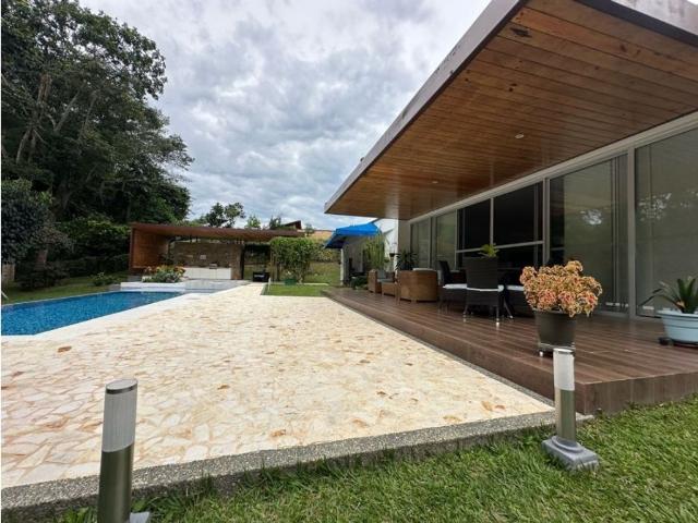 Exclusiva casa de campo en venta Pereira, Colombia