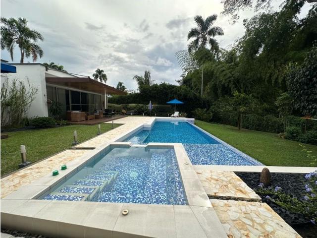 Exclusiva casa de campo en venta Pereira, Colombia