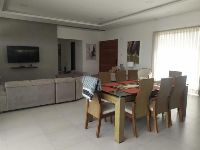 Exclusiva casa de campo en venta Pereira, Colombia