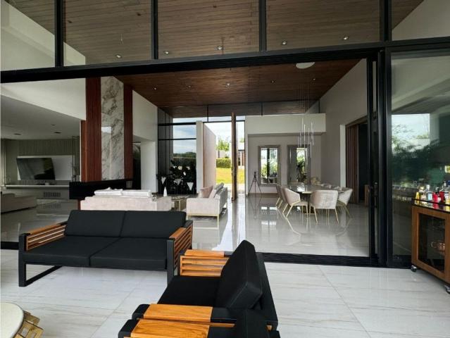 Exclusiva casa de campo en venta Pereira, Colombia