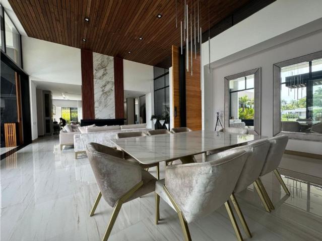 Exclusiva casa de campo en venta Pereira, Colombia