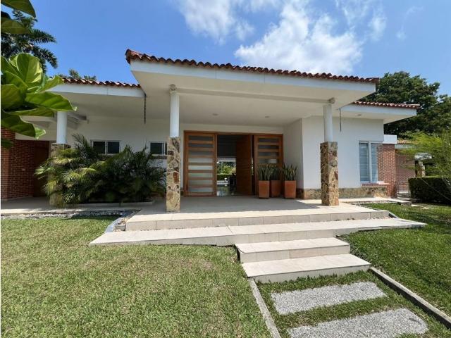Exclusiva casa de campo en venta Pereira, Colombia