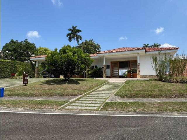 Exclusiva casa de campo en venta Pereira, Colombia