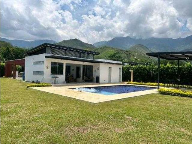 Casa Campestre en venta en Antioquia, San Jerónimo