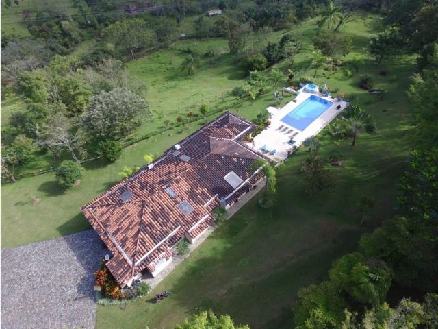 Exclusiva casa de campo en venta Venecia, Colombia