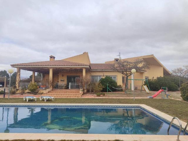 Casa en venta en Almansa, Castilla-La Mancha