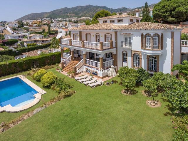 Casa en venta en Torrequebrada, Costa del Sol Occidental
